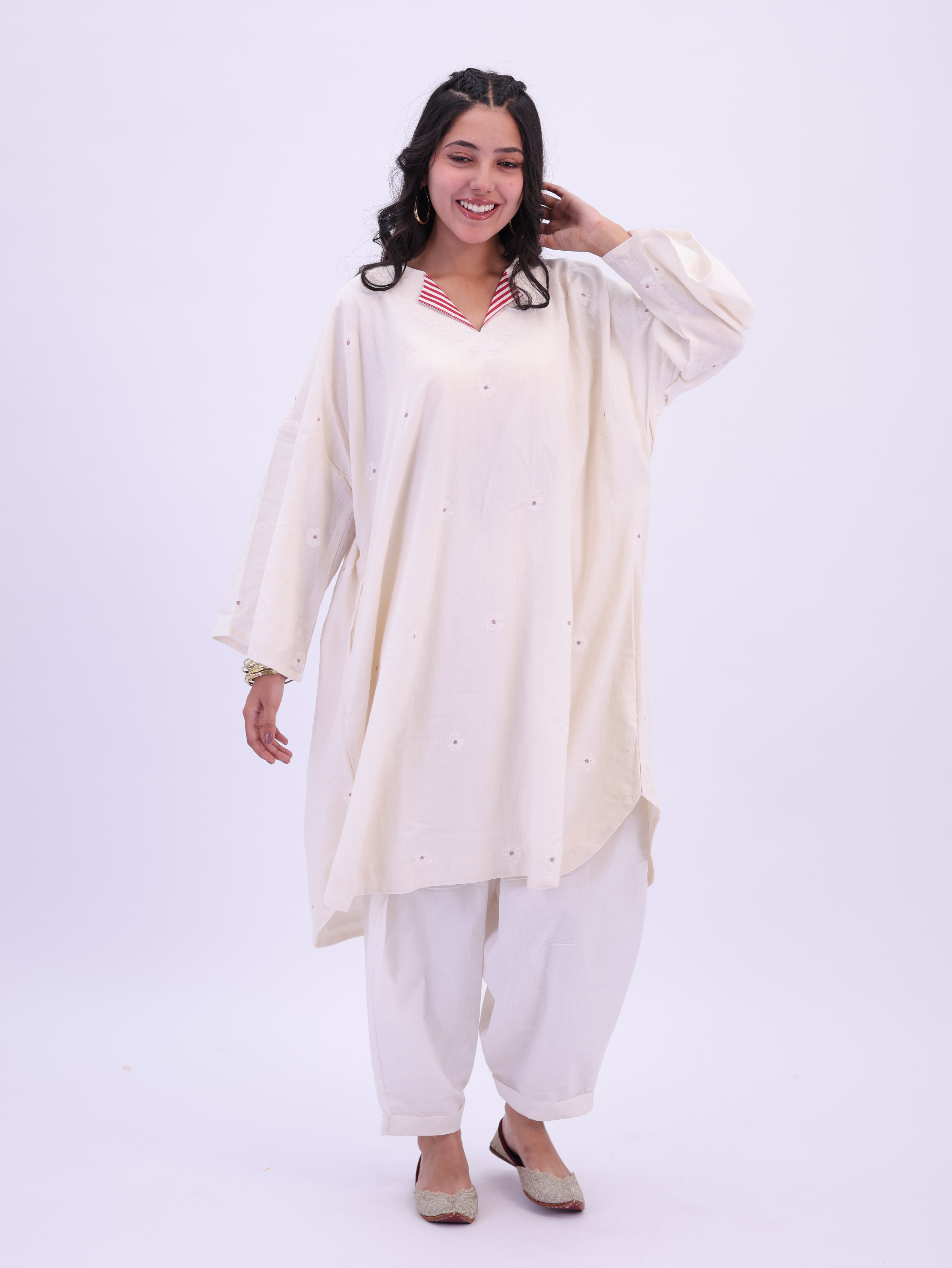 "Rumi" handloom cotton Jamdani Kurta Off white