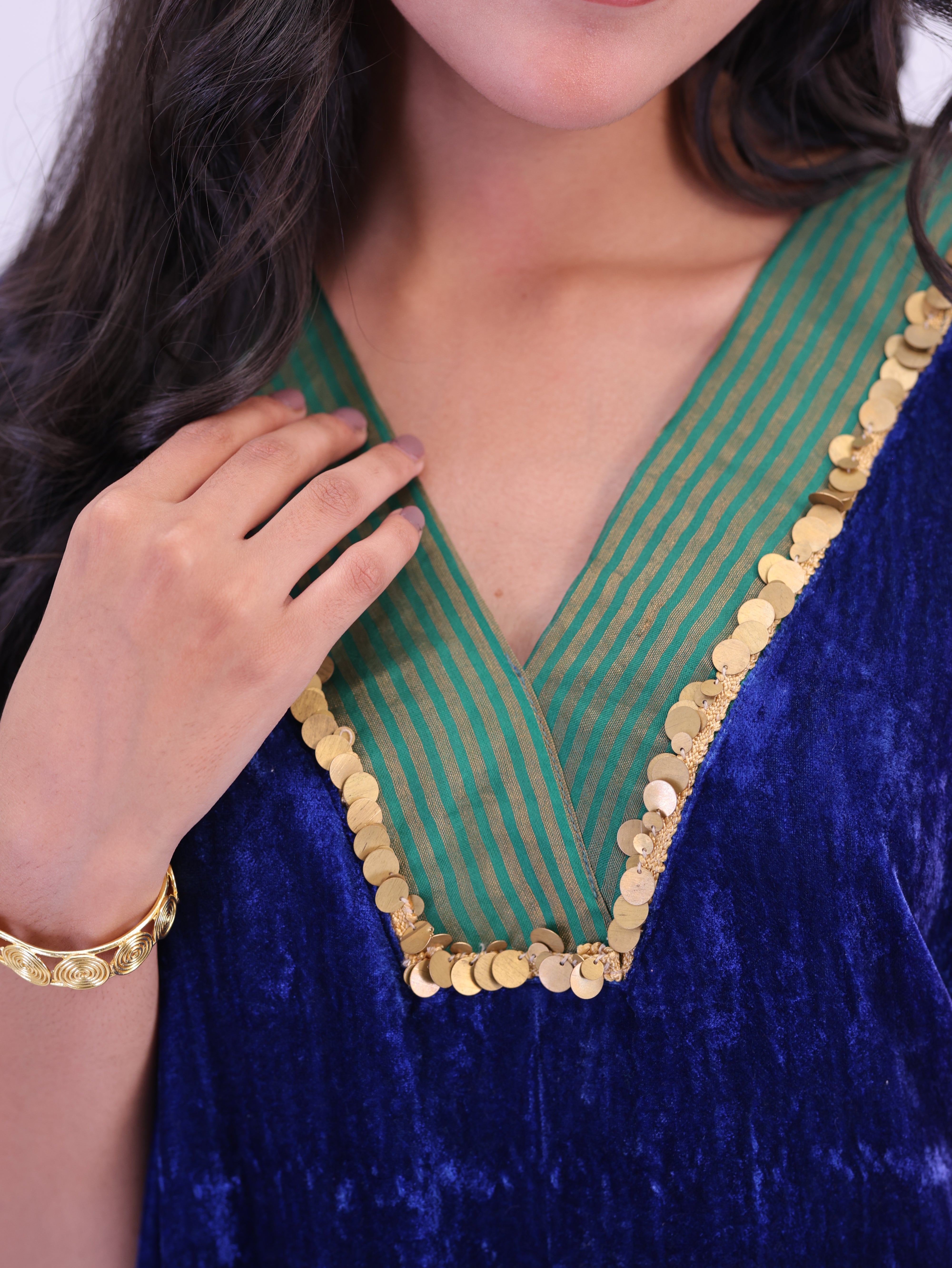 Jashan Pure velvet silk kaftan Peacock blue with Green